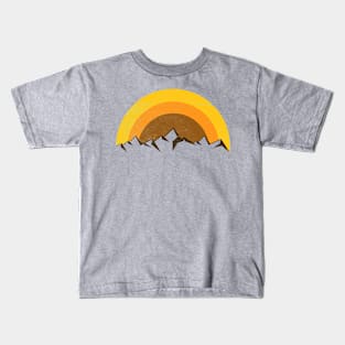 jagged mountain autumn sunshine Kids T-Shirt